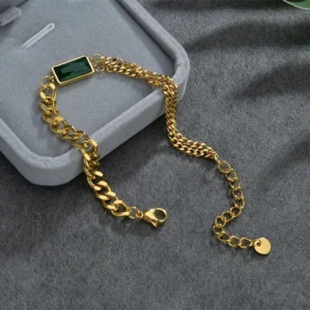 HIGH Quality Simple Hip-Hop Titanium Steel Green Square Zircon Bracelet - Picture 6 of 11